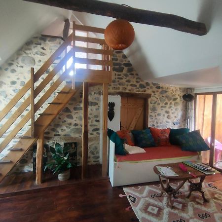 Les Bordes-sur-Lez Chambres D'Hotes Les Chatougoulis מראה חיצוני תמונה